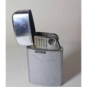 Ronson vintage pocket lighter silver tone engraved USA